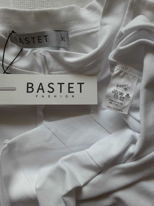 L XL Bastet bluzka długi rękaw biała
