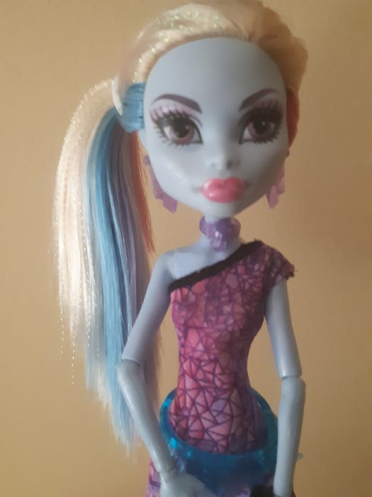 Boneca monster high