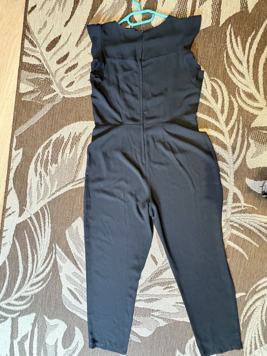Kombinezon Dorothy Perkins 42 czarny jumpsuit kwiatki haft elegancki