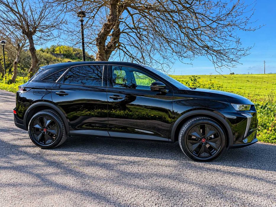 DS7 Crossback E-Tense Performance Line