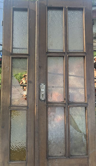 Двері згодяться як на  міжкімнатні/ так і входні