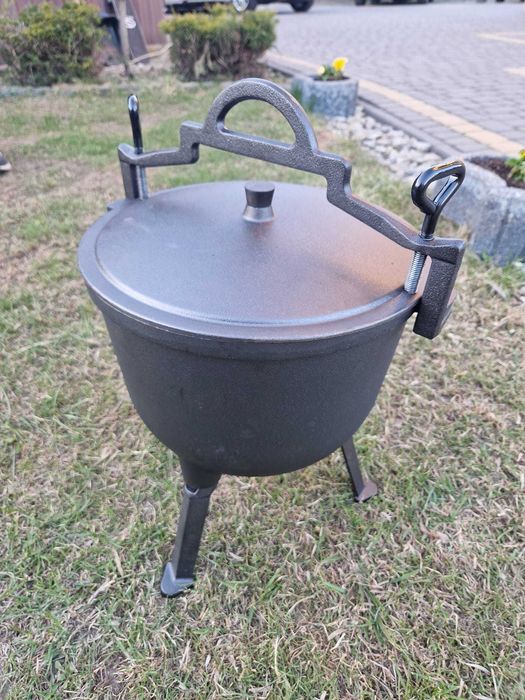 Kociołek żeliwny 10l myśliwski na ognisko grill