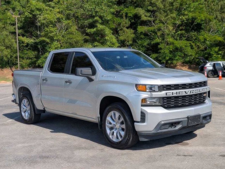 Chevrolet Silverado 1500      2021