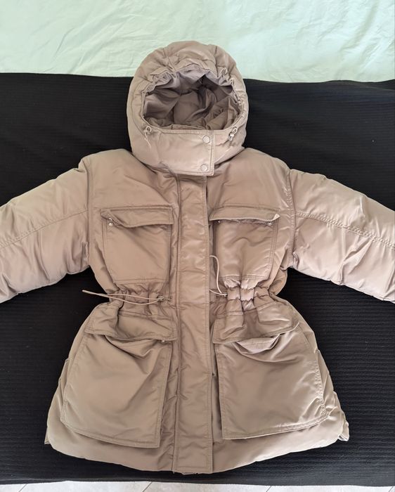Дуже тепла зимова куртка HM на s/m з нюансом