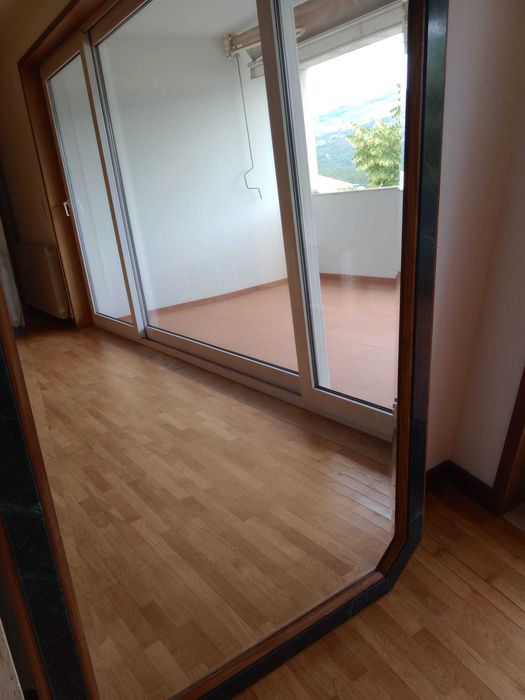 Conjunto de quarto cómoda, roupeiro, cabeceira e mesinhas de cabeceira