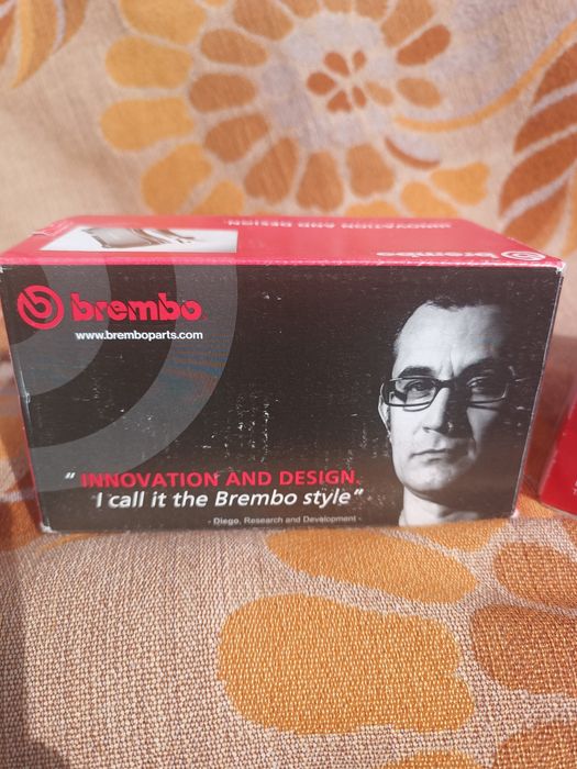 Продам тормозні колодки Рено Трафік