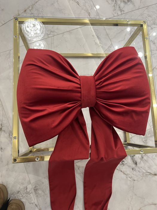 Kokarda dekoracyjna , choinka , drzwi