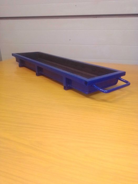 Forma do obrzeży betonowych