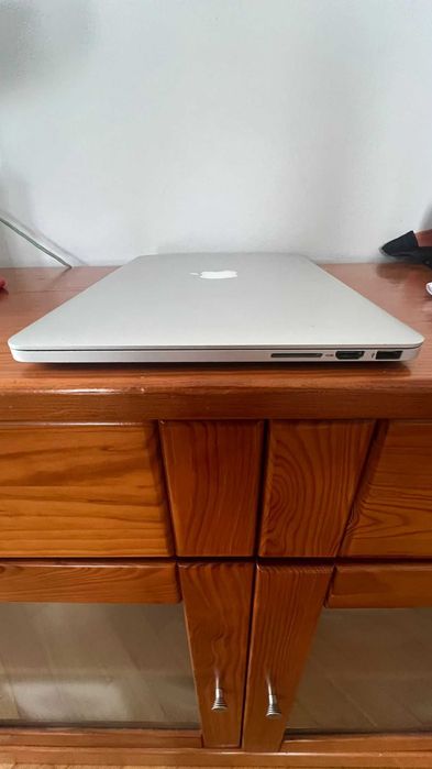 Combo 11 Iphone  pro max  64G e Mac book pro 2015 13 pol. 128 G