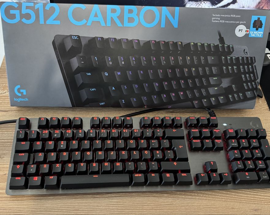Teclado gamer carbon