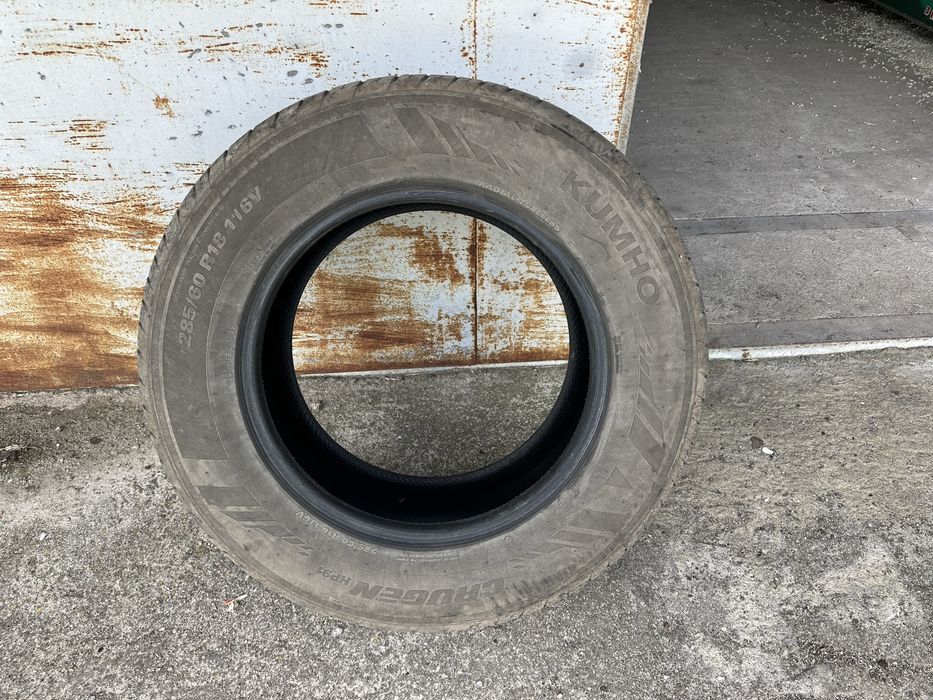 KUMHO 285/60  r18 літня.