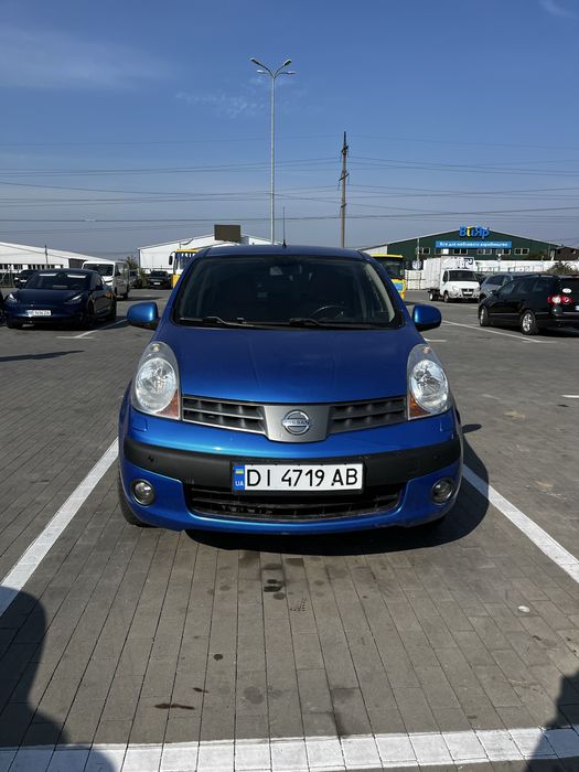 Продаю Nissan Note