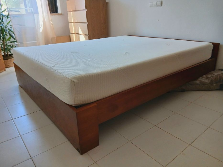 Cama casal madeira maciça