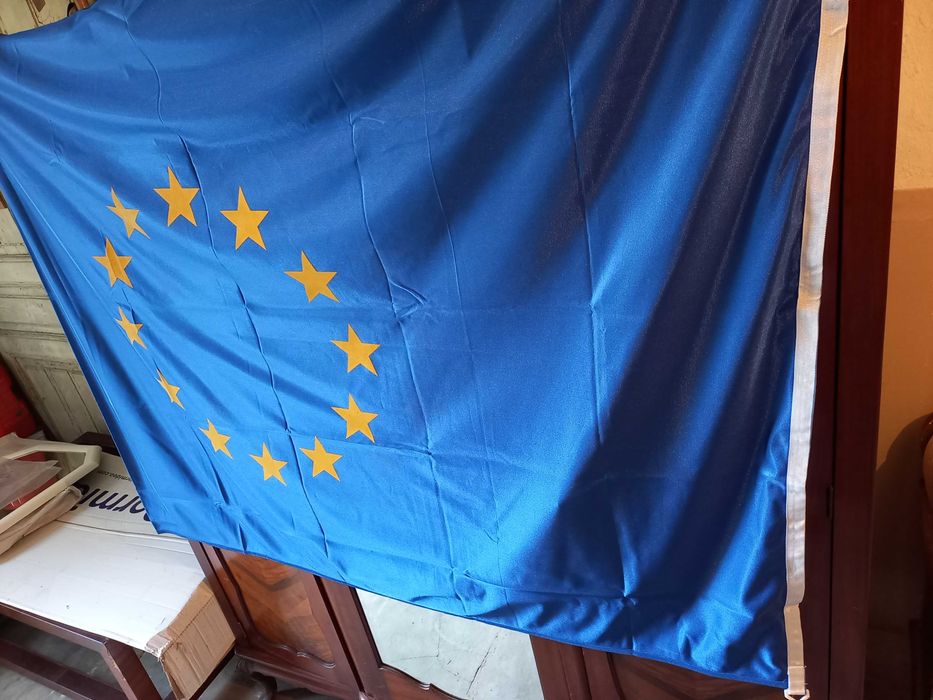 Bandeira Grande Nova da União Europeia..