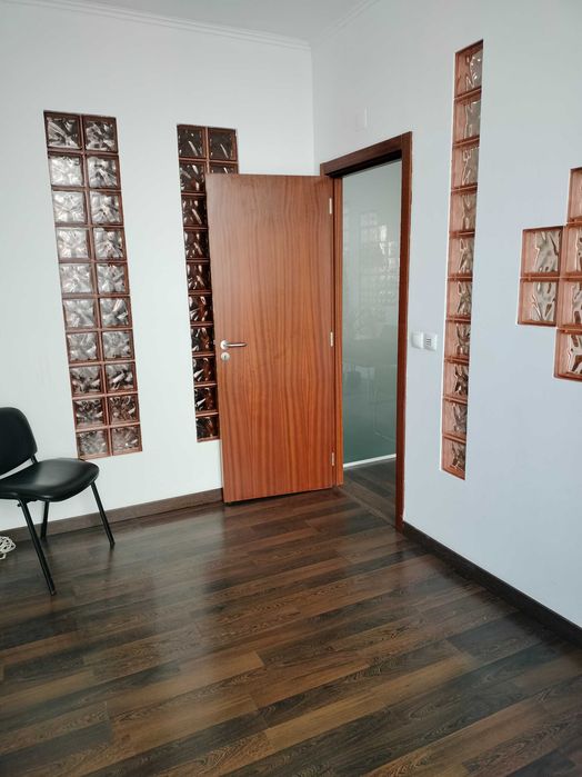 Escritorio para co-working na Costa da Caparica