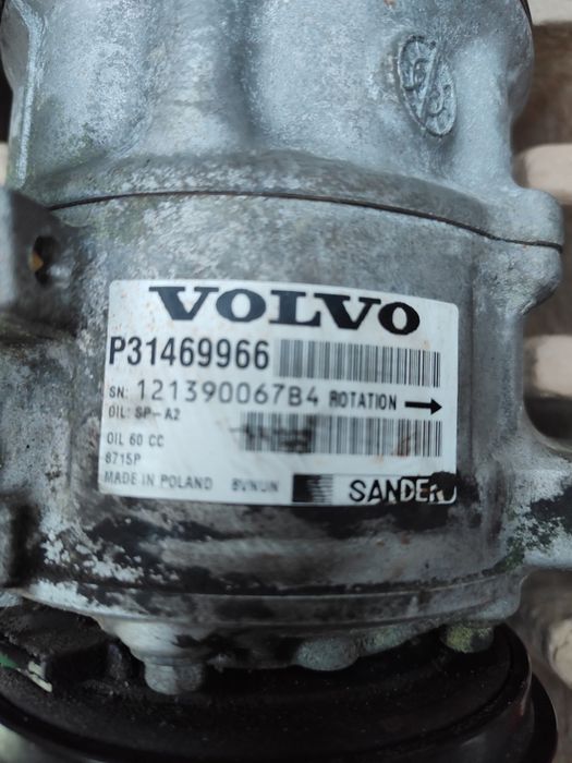 Kompresor sprężarka Volvo V40 2017 benzyna