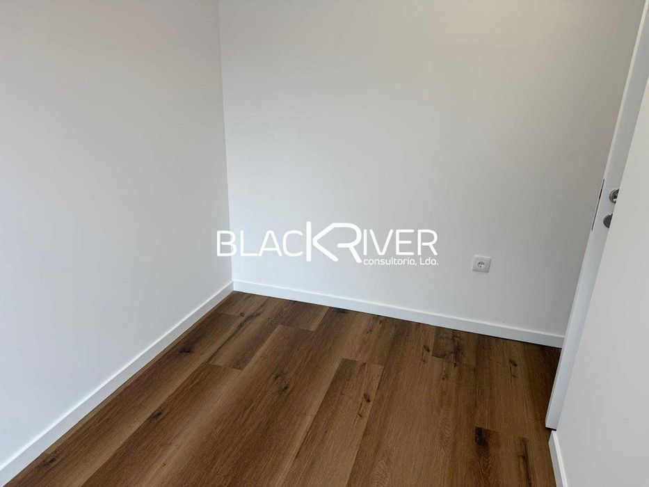 Andar moradia T2+ 1  Maximinos