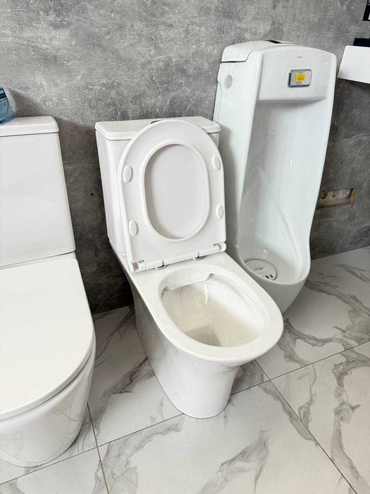 Унітаз новий з кришкою, опт склад, розпродаж сантехніки, дешеве