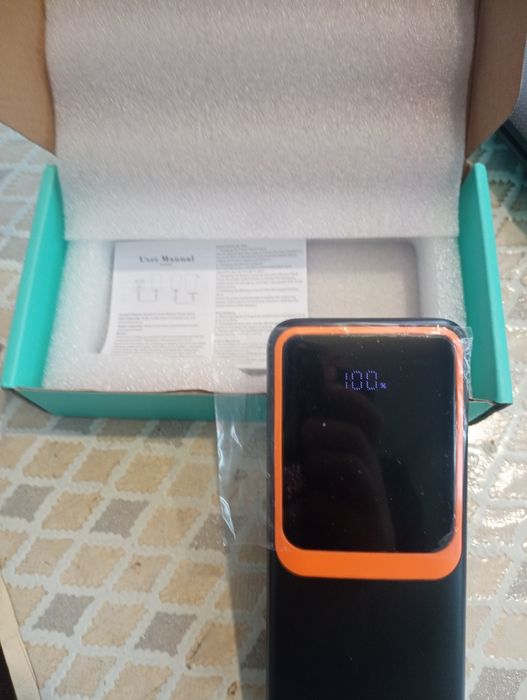 Продам  Power Bank на 20000 miliamper