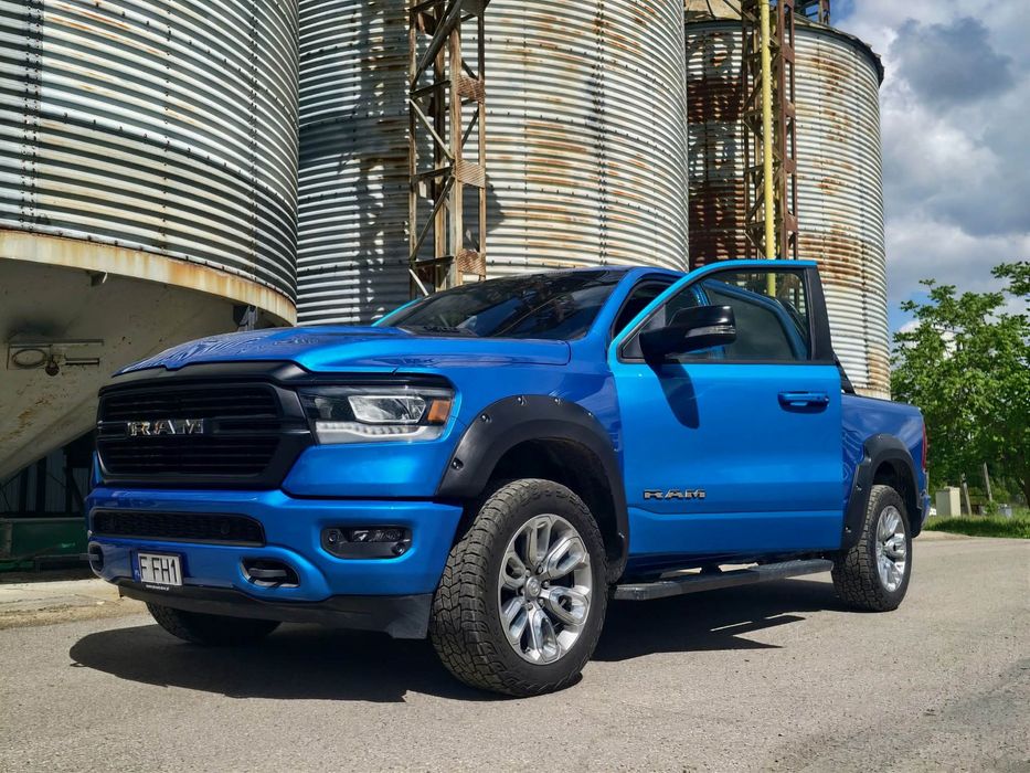 RAM 1500 Piękny dodge RAM laramie! fv23%