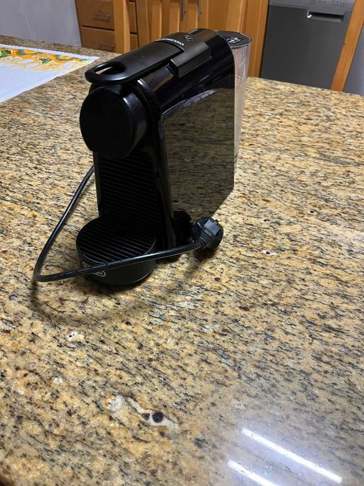 Máquina de Café De’Longhi com Garantia – Como Nova