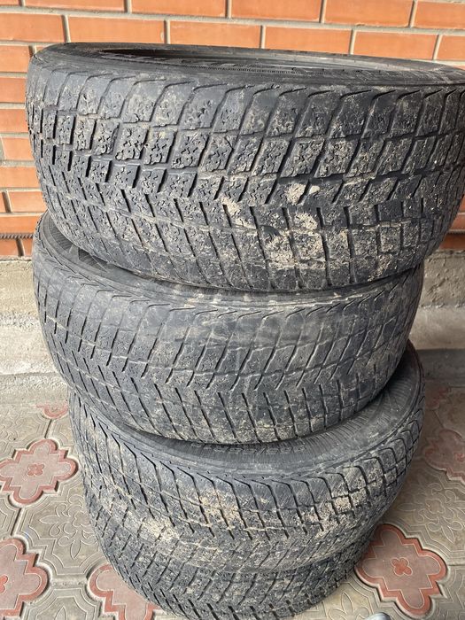 Продам покришки б/в