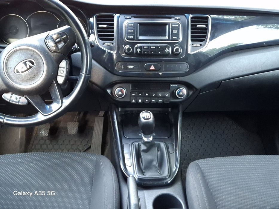 Kia carens 2014 1.7CRDI