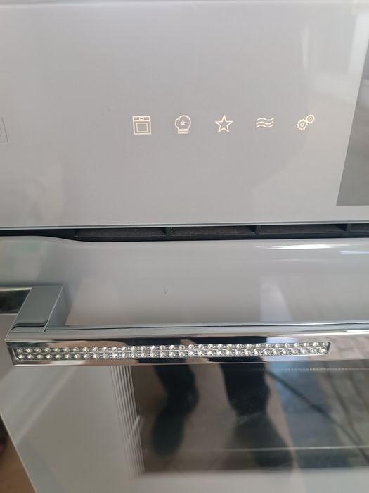 Spszedam piekarnik mod CBM6550.0G funkcją mikrofal i systemem Ökotherm