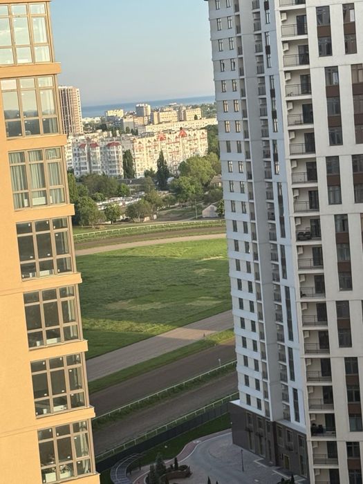 Продам 65 Жемчужина 2 отальные комнаты ул Краснова