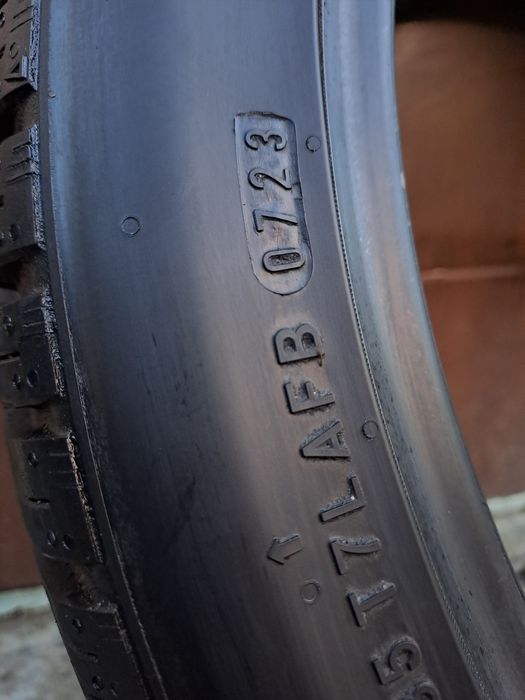 Opony wielosezonowe Nexen NBlue 4Season 2  225/40/ZR18"YXL -2szt.