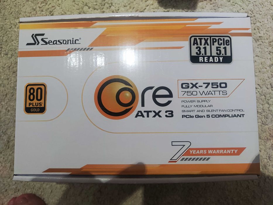Fonte de Alimentação Seasonic Core GX-750W ATX 3.1/PCIe 5.1 80 Plus Gold Full Modular Branca