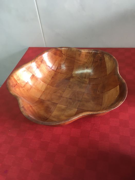 Saladeira com 4 taças