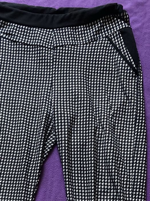 Юбка та штани жіночі