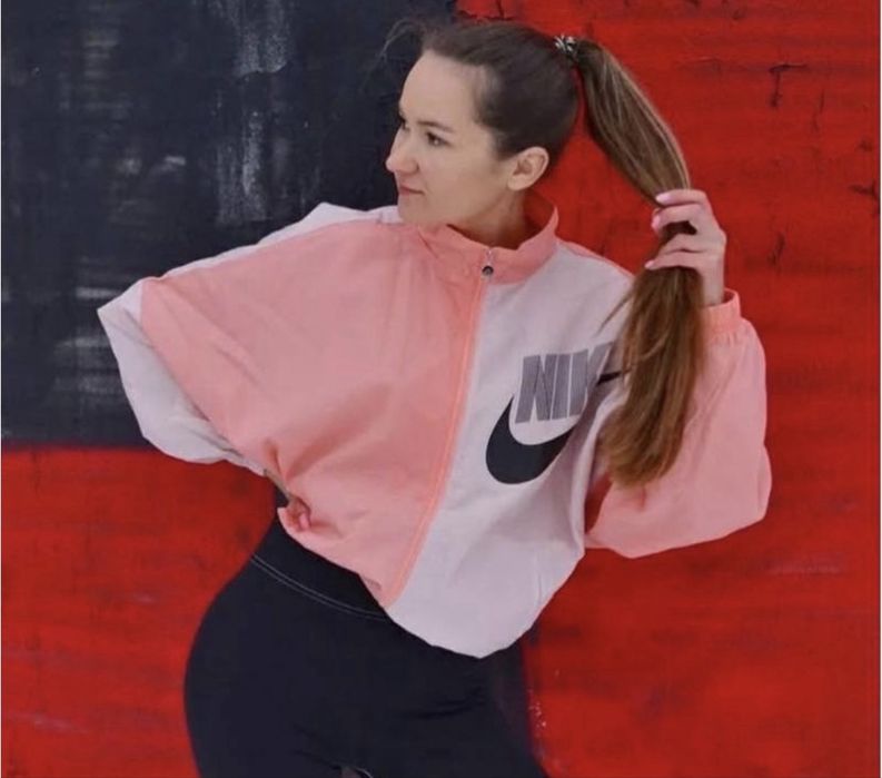 Жіноча ветровка nike з великим логотипом куртка,женская ветровкаxs,s,м