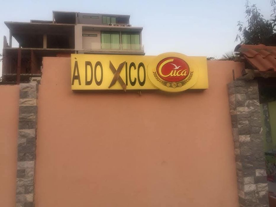 Estaleiro com apartamento ( Luanda -AO)