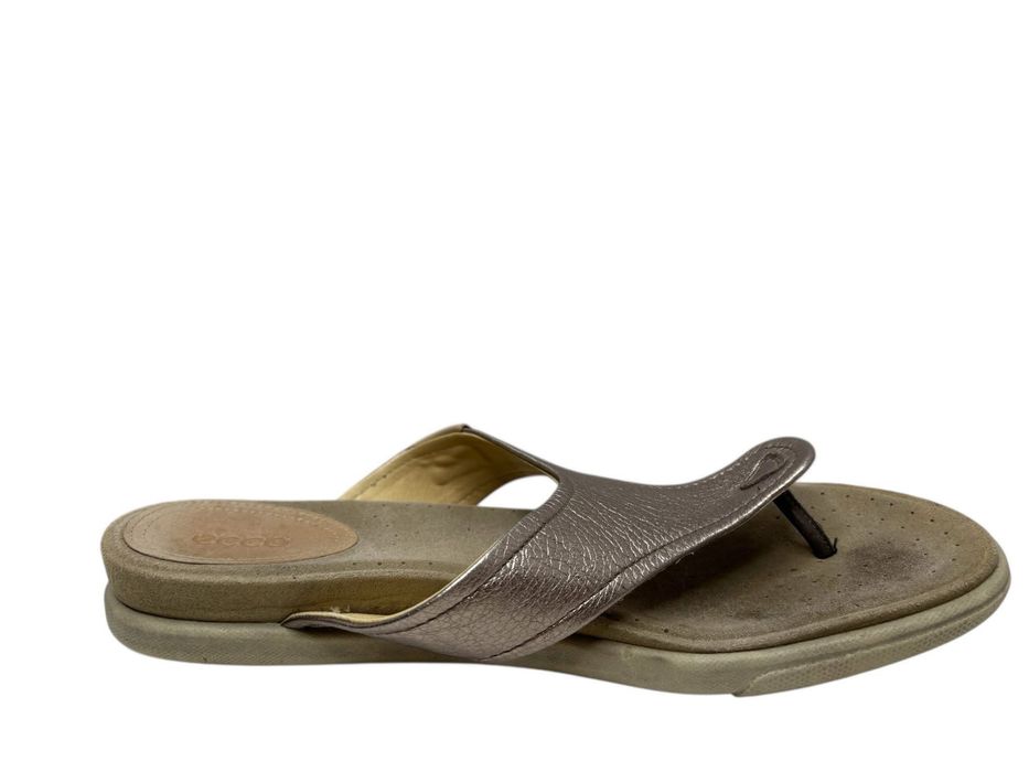 Japonki skorzane Ecco, rozmiar 40