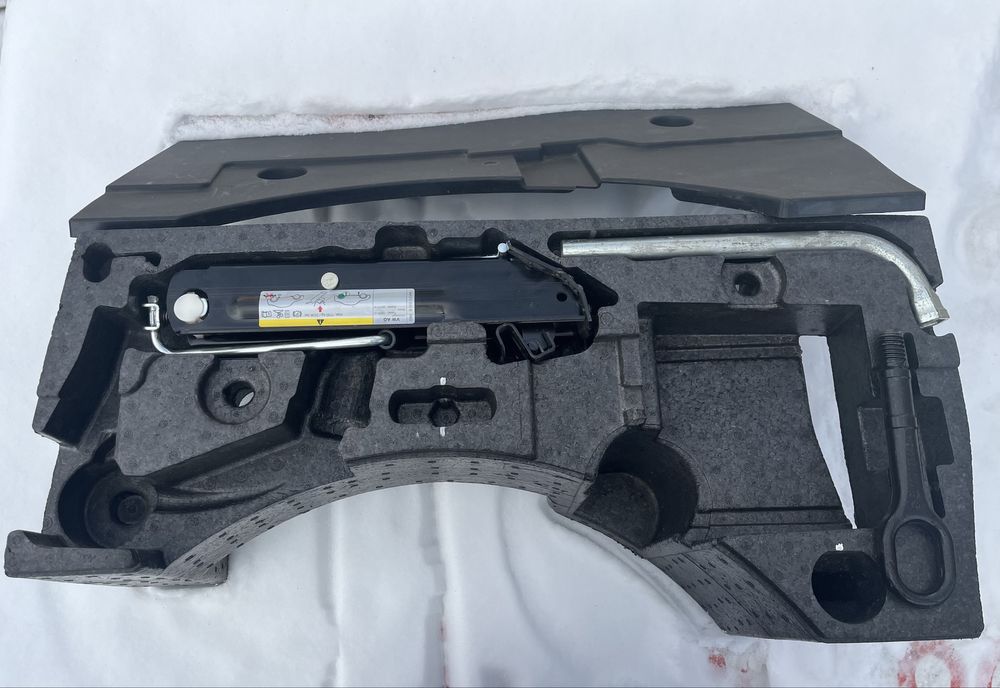 Органайзер набор домкрат/VW/Шкода/Форд/Опель/Рено/Хюндай/Кіа