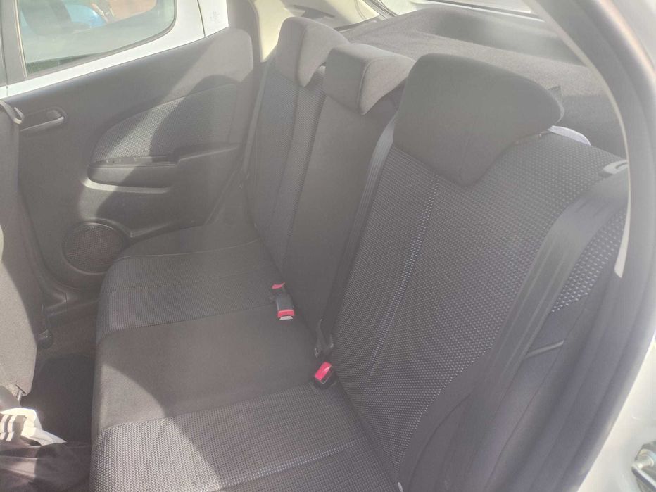 Mazda 2 1.3 gasolina +-211 mil KMS com AC 2010