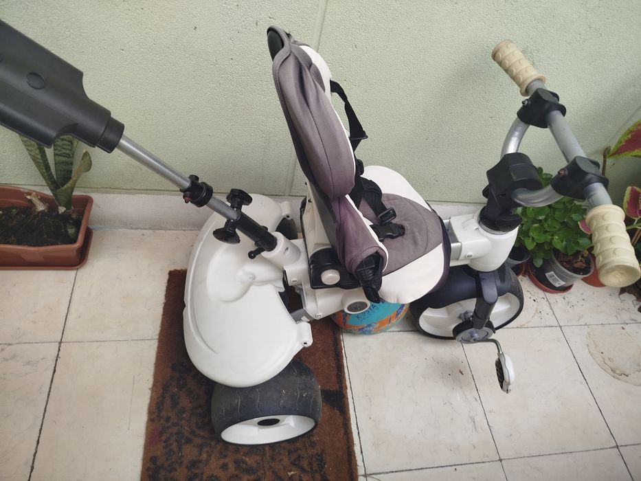 Triciclo infantil