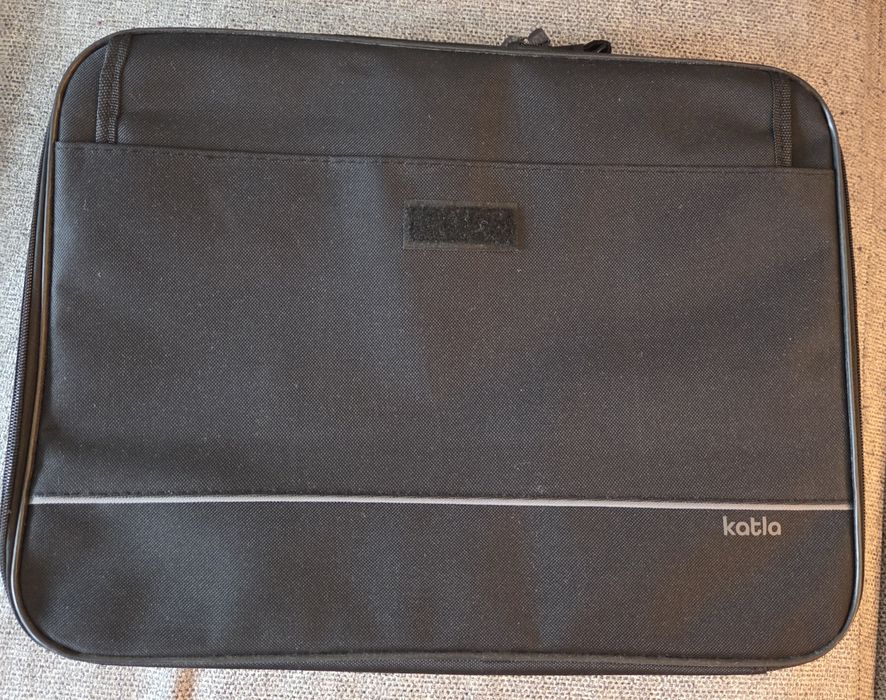 Nowa torba na laptopa Katla 17” – nieużywana, pasek na ramię + mysz gratis