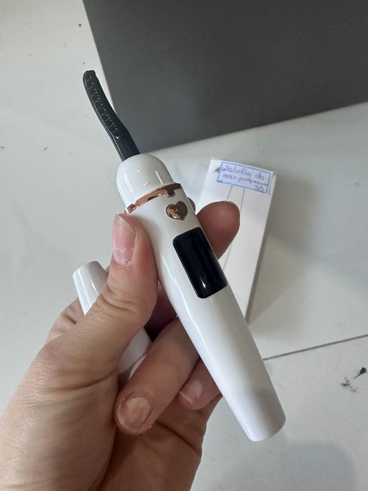 Zalotka do rzes podgrzewana