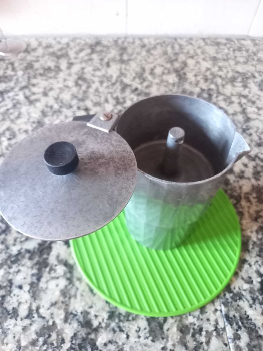 Cafeteiras antigas64730136282114123