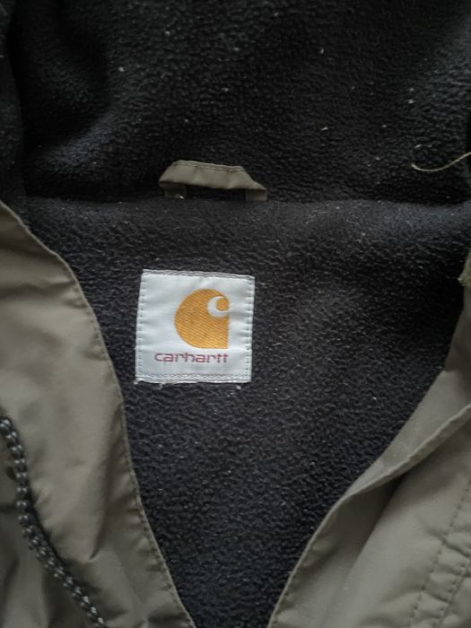 Продам анорак carhartt