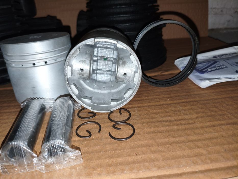 Oryginalne cylindry k750 Dniepr12 MT12 po szlifie 79.0