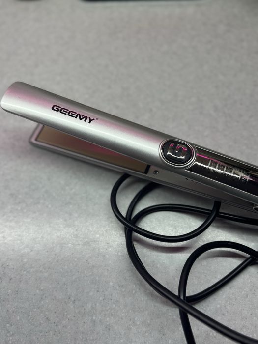Утюжок для волос geemy