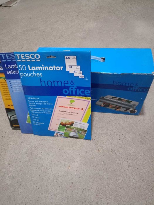 Laminatot Tesco + folie do laminowania