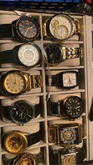 Relogios novos para venda