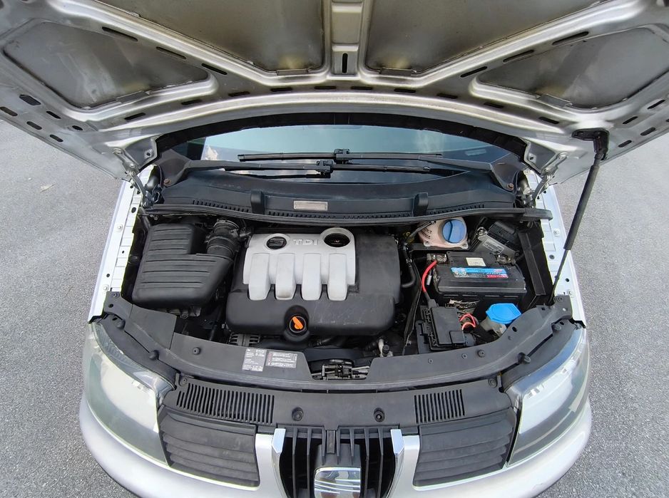 SEAT Alhambra 7 lugares 2000 TDI 140 CV