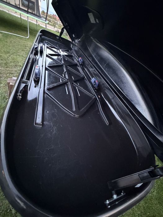 Box  dachowy thule ocean 700