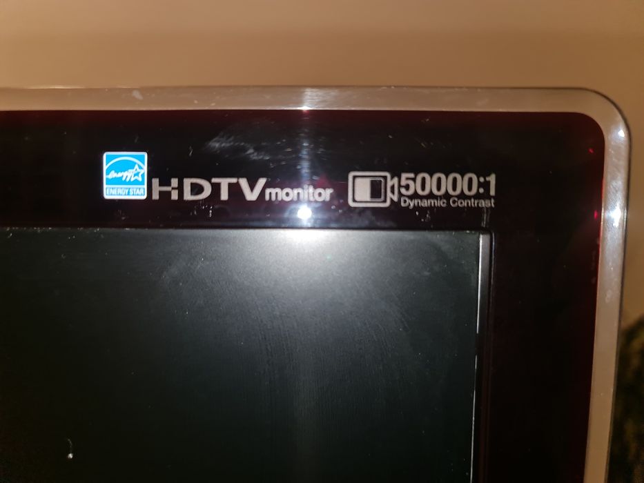 24" Samsung SyncMaster P2470HD z tunerem TV